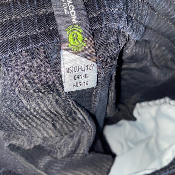 volcom jogger - Picture 2 of 3